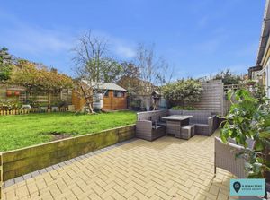 Garden/Patio- click for photo gallery